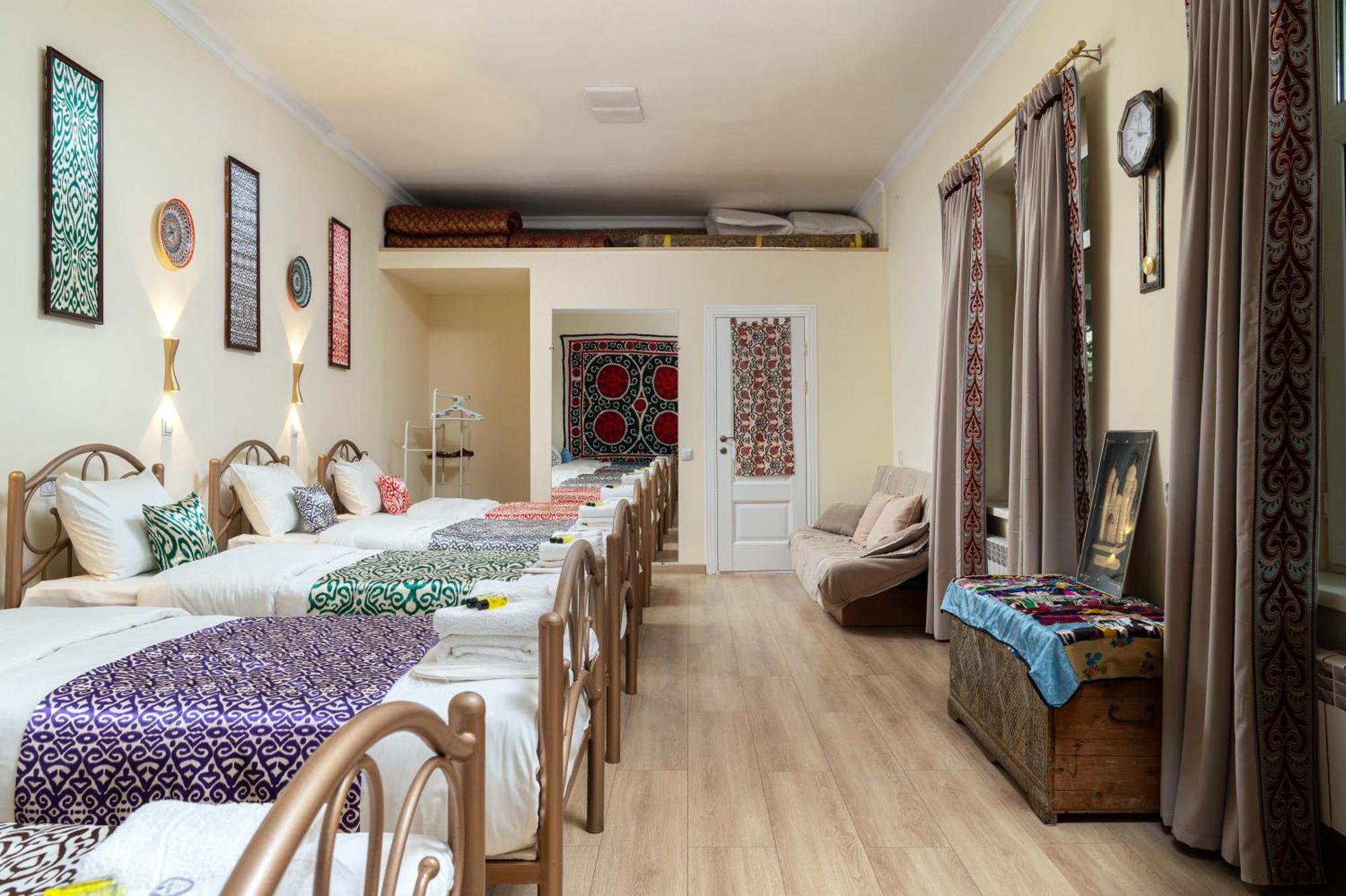 Green Yard Boutique Guesthouse Tasjkent Eksteriør billede